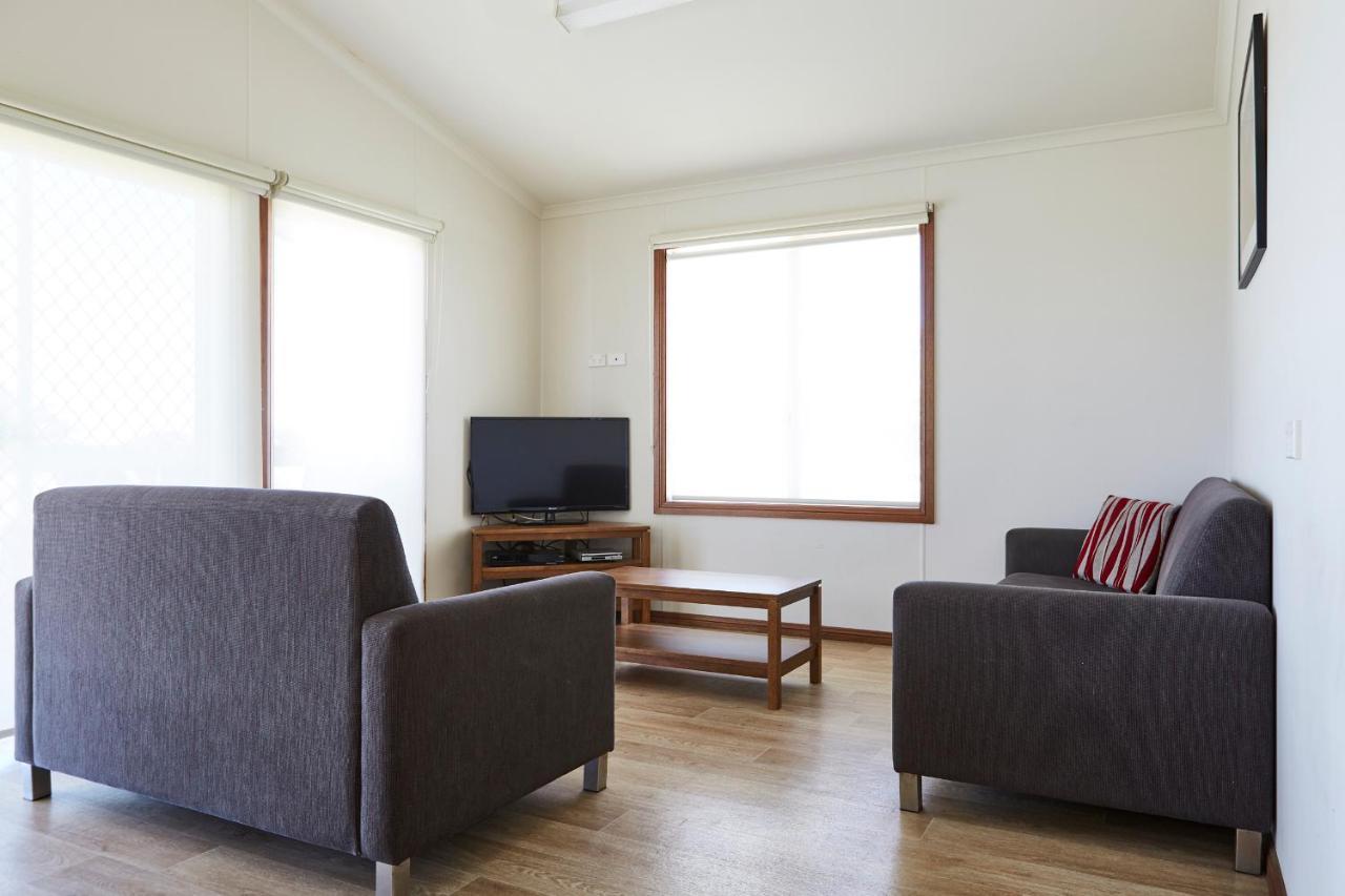 Nrma Victor Harbor Beachfront Holiday Park Екстер'єр фото