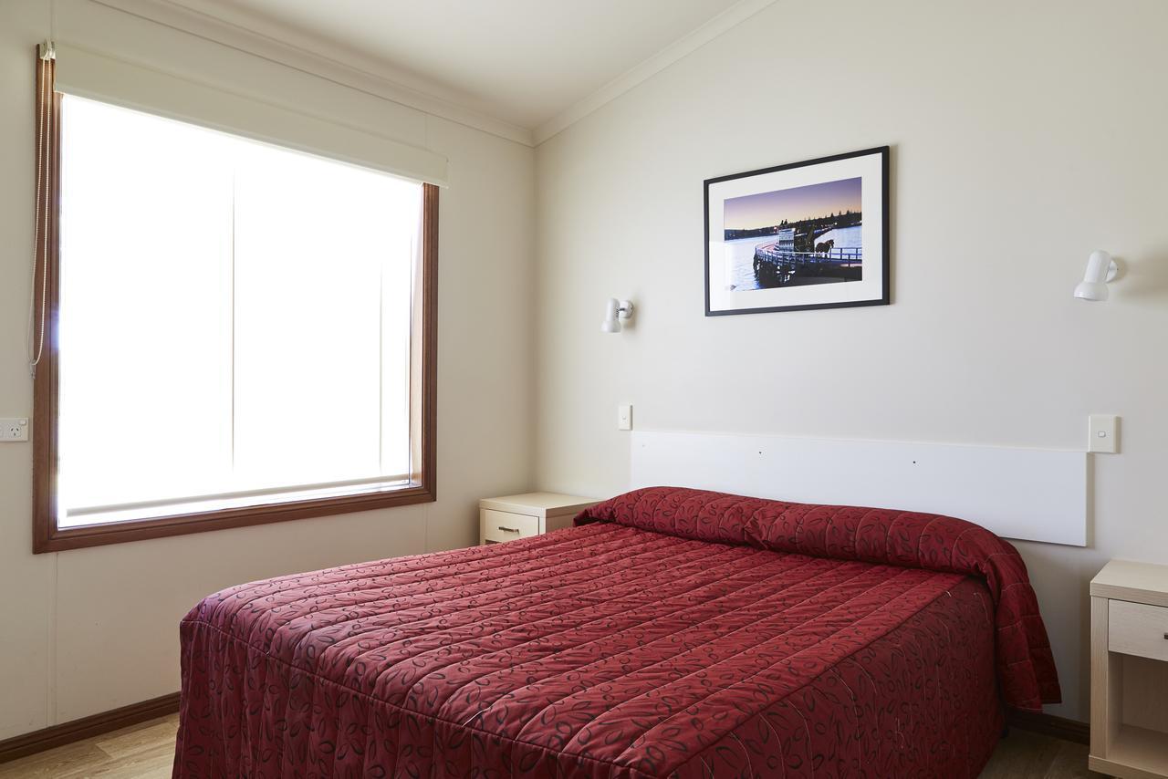 Nrma Victor Harbor Beachfront Holiday Park Екстер'єр фото